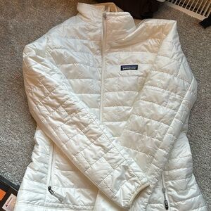 White Patagonia jacket. Size small.